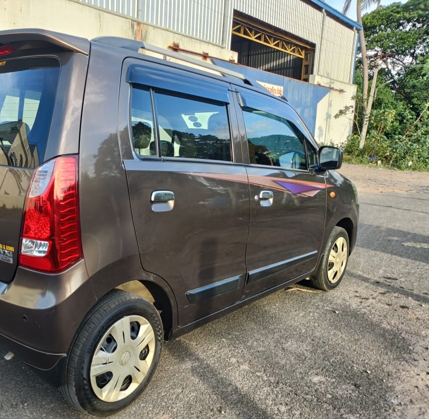 Maruti Suzuki Wagon R 1.0(2010-2013) Vxi
